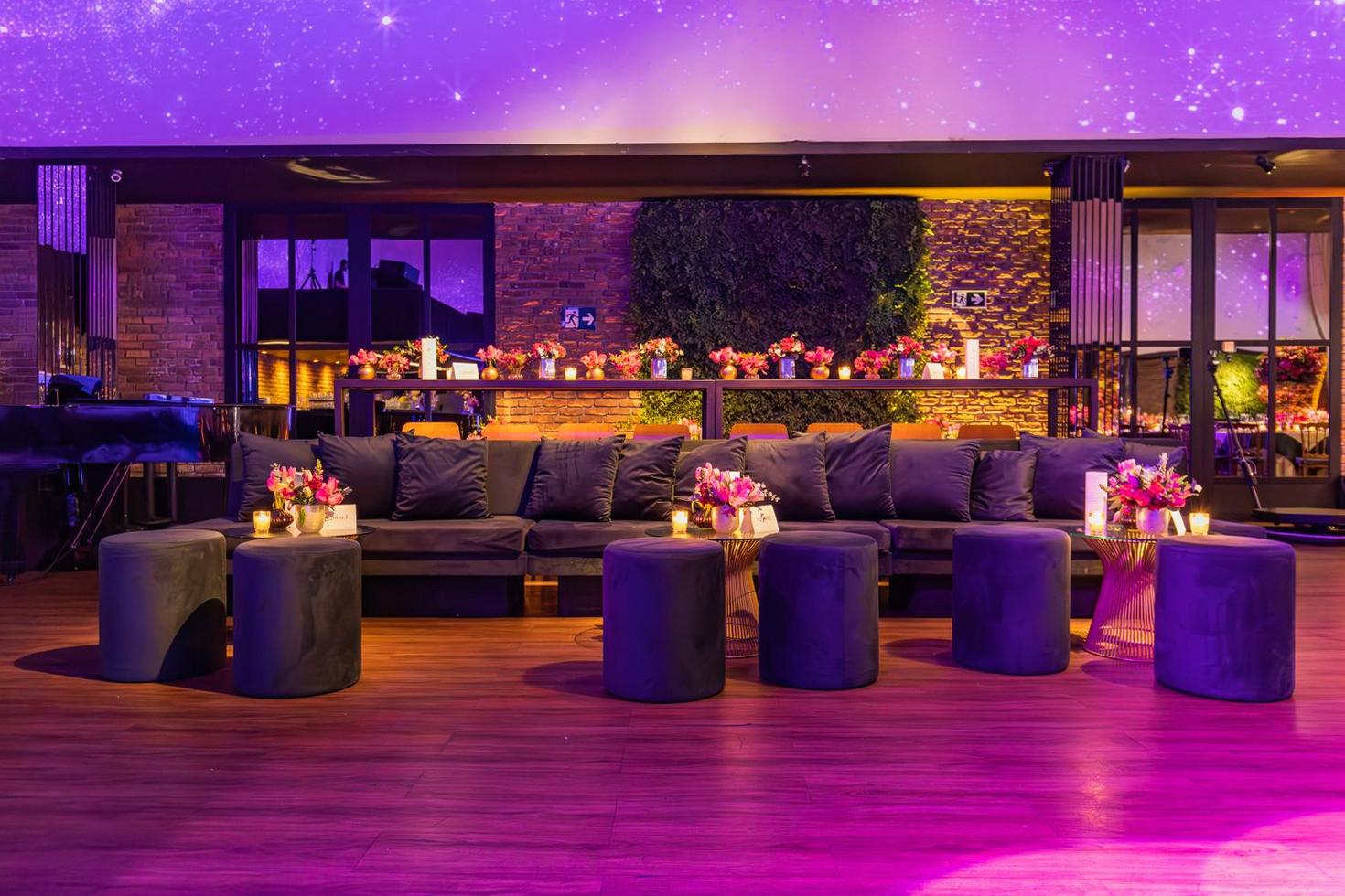 Luxurious event setting